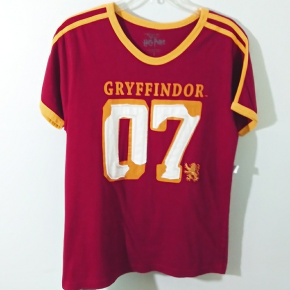Universal Tops - NWT Harry Potter Gryffindor shirt Small Universal Tops - NWT Harry Potter Gryffindor shirt Small